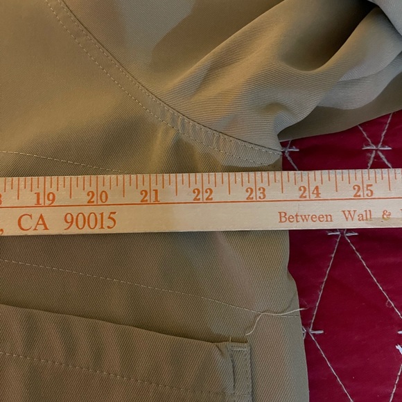 Hudson and Barrow Lightweight Oversized Tan Shirt Jacket - Mens: Small. - Picture 10 of 11